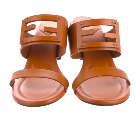 Fendi - Leather Cutout Accent Slides - Size: 12| IT 42 - Picture 1 of 13